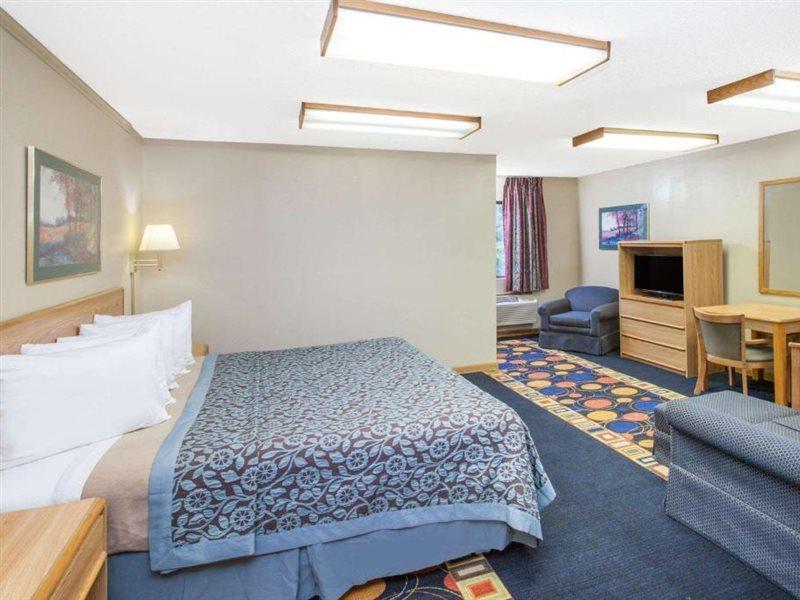 Days Inn By Wyndham Farmer City Buitenkant foto