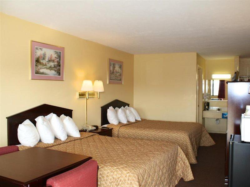 Days Inn By Wyndham Farmer City Buitenkant foto