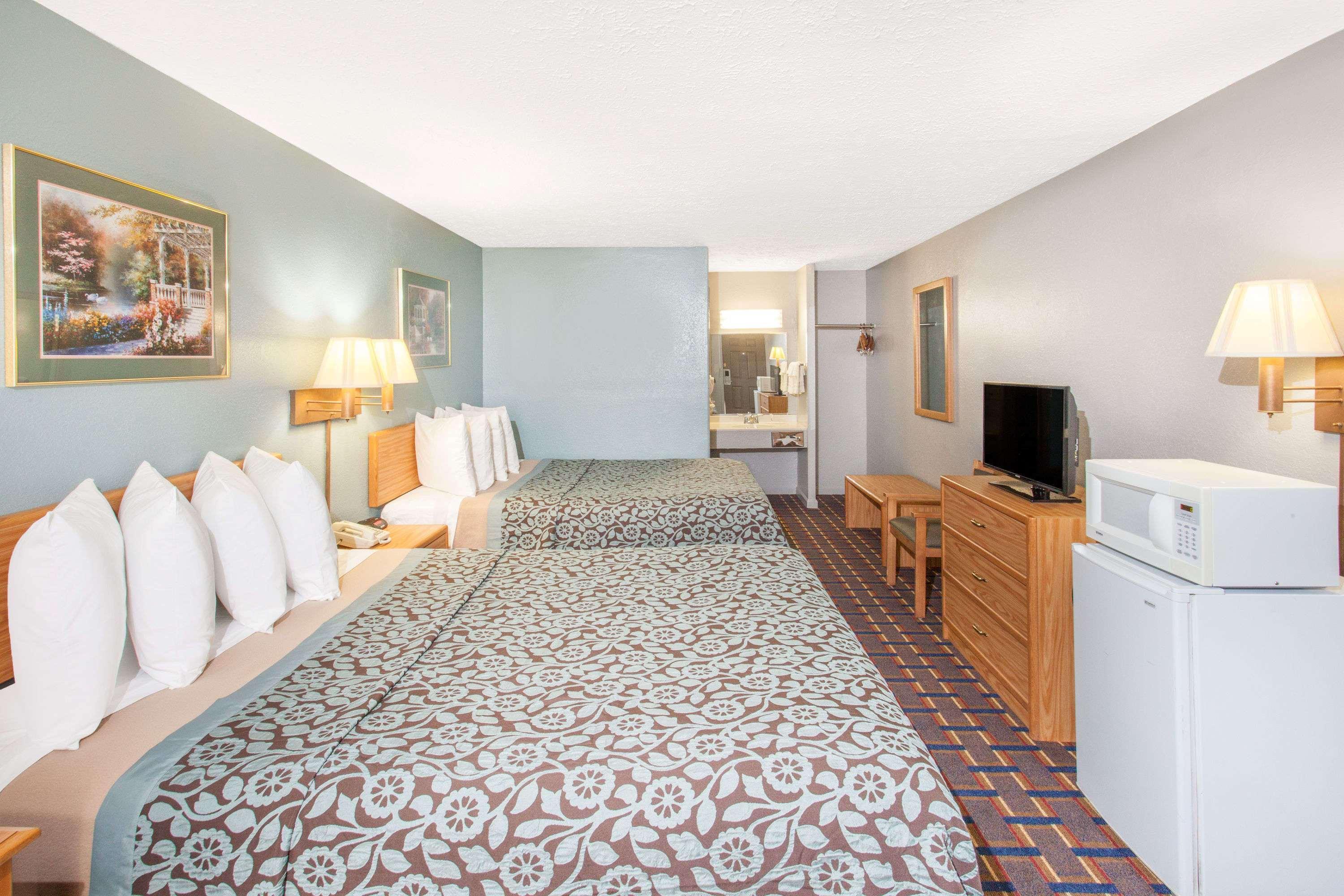 Days Inn By Wyndham Farmer City Buitenkant foto