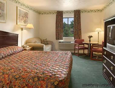Days Inn By Wyndham Farmer City Buitenkant foto